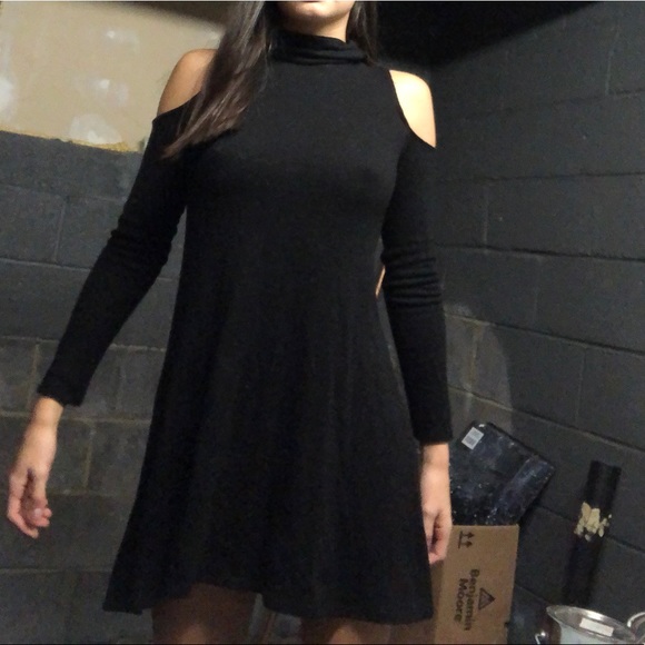 American Eagle Black Turtleneck sweater dress - Picture 2 of 3